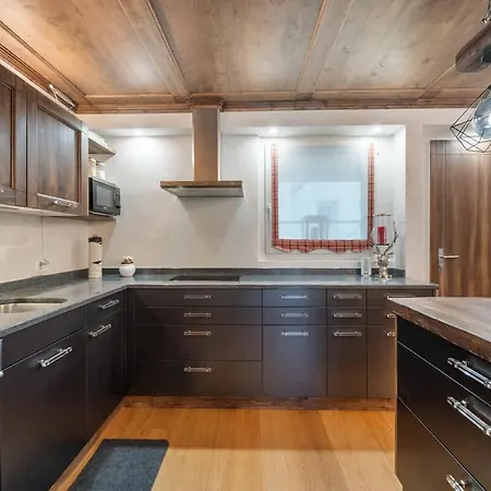 Square 2 Bedr Alpin Elegance 公寓 *